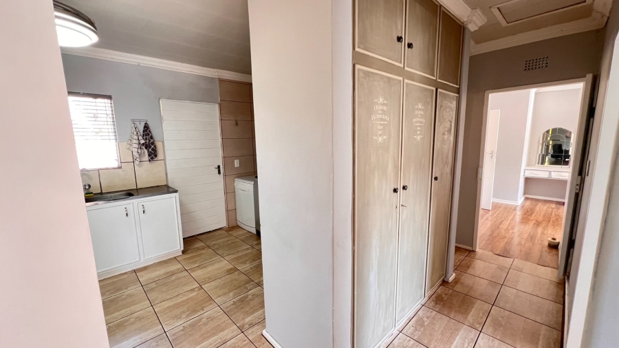 3 Bedroom Property for Sale in Langenhovenpark Free State